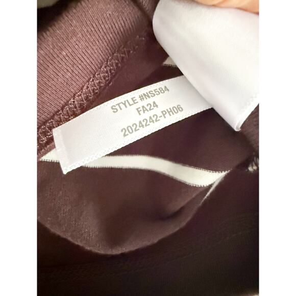 Madewell | NWT | Short-Sleeve Mockneck Tee in Stripe in Dark Carob | Sz XXS - Picture 8 of 9